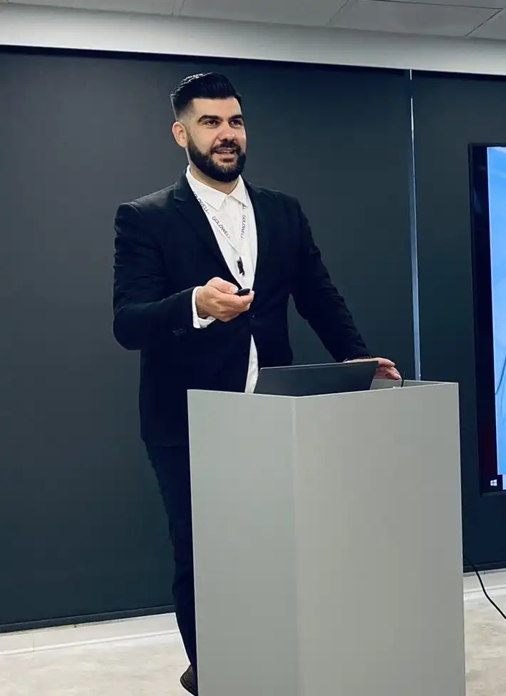 ΣΩΤΗΡΗΣ ΚΟΥΤΣΟΥΡΑΔΗΣ